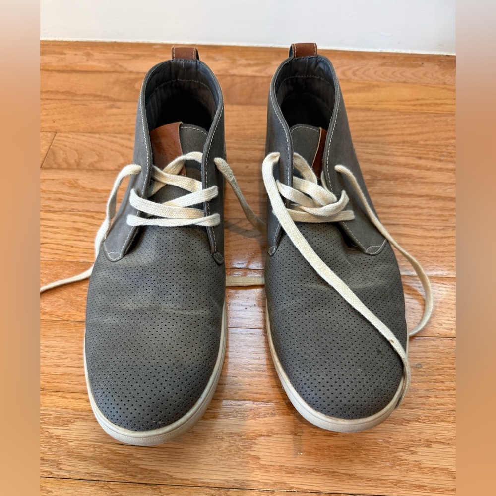 Steve Madden Mens Peter Gray Round Toe Lace Up Casual Shoes
Sneakers Size 11.